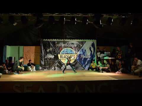 Black Sea Dance Camp 2016 - Breakin' Battle: Andrei vs Armand