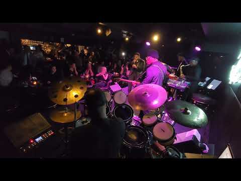 Black and Gold - Rogelio Douglas Jr and The V4texx Band Live in Dubai