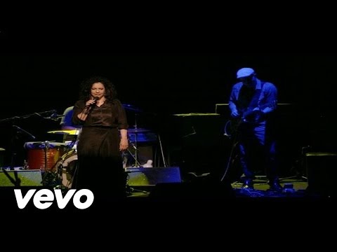 Gal Costa - Um Dia De Domingo