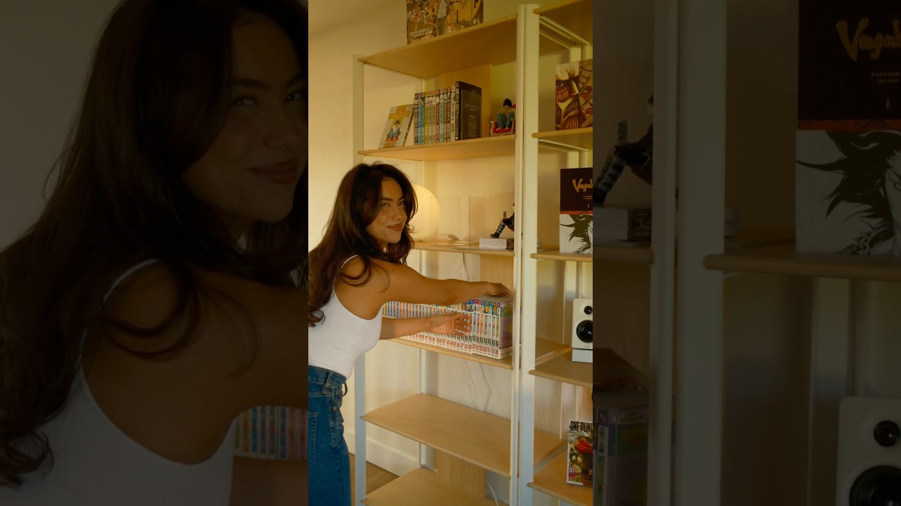 decorating our manga bookshelves!