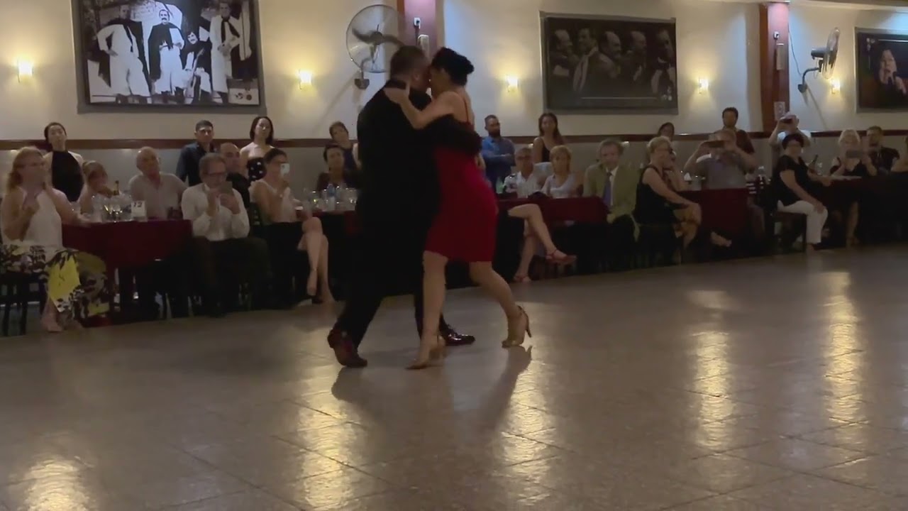 Hernan Alvarez Prieto Natalia Hills en milonga "La Baldosa" Buenos Aires 17-03-23