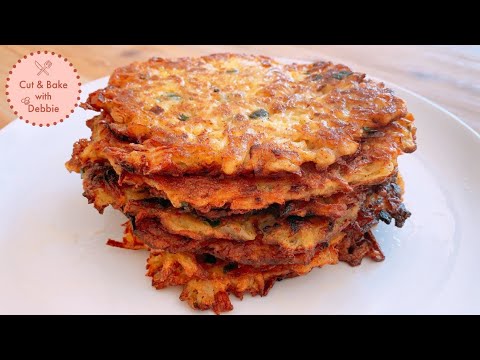 How to make German Potato Pancakes - Kartoffelpuffer - Reibekuchen