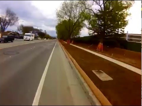 Circumnavigating the Apple 2 HQ construction zone by bike