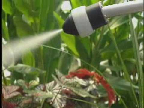 Electrostatic pump spraying demonstration