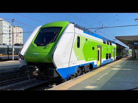 TRENI PASSEGGERI E MERCI in arrivo, partenza e transito alla stazione di RIMINI!