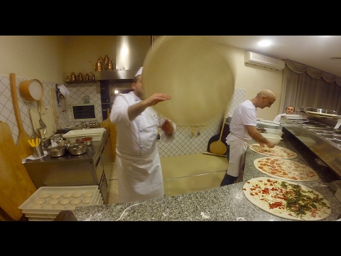 The world's fastest pizza maker