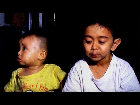 Daus Kesulitan Bertemu Dengan Buah Hatinya - Seleb On Cam 20 November 2014