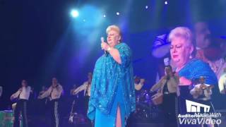 Juan Gabriel comparte escenario con Paquita la del Barrio