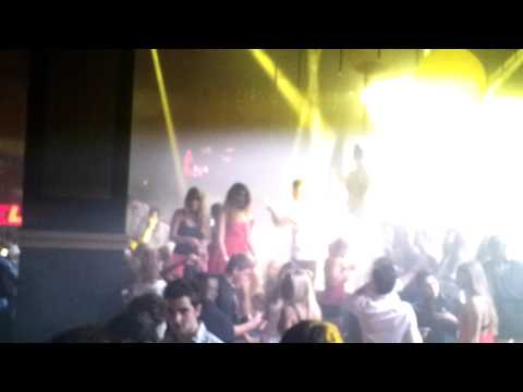 Michael Canitrot play Ivan Gough - In My Mind (Axwell Mix)@ Gotha Club Cannes 01/08/2012.mp4