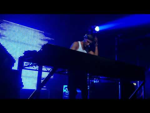 Kissy Sell Out - Cardiff Solus HD