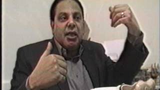 Dr Alaa Aswani "Democracy is the solution" for Egypt.2012