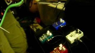 Mad Professor Fire Red Fuzz video demo by Bobby DeVito
