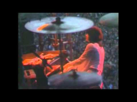 Yes Live At The QPR (1975) Part 8- Long Distance Runaround & Patrick Moraz Solo