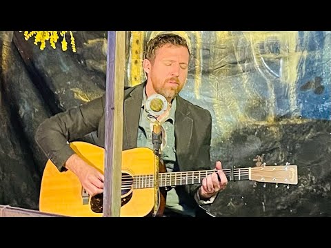 Mike Miz - Birds Don't Sing