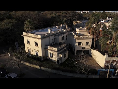 Video de YouTube - Casa en Venta de 9 dormitorios con Jardín y Patio en Parque Batlle, Montevideo
