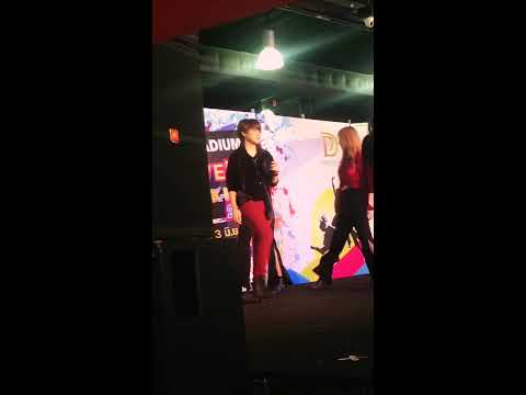 [170506] Fancam Ploy (Amber) Solve it cover f(x) - 4walls @Palladium Cover Dance2017