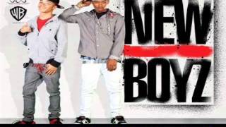 New Boyz - You&#39;re A Jerk Lyrics (OFFICIAL LYRICS)
