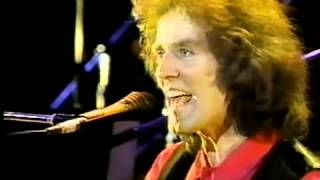 Gilbert O'Sullivan - Hold On To What You Got (Live)