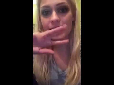 AliceLikeAudrey 2015-10-15 2°