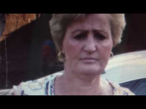 Vajza Blerta dedikon nënës Nexhmije Bajraktari