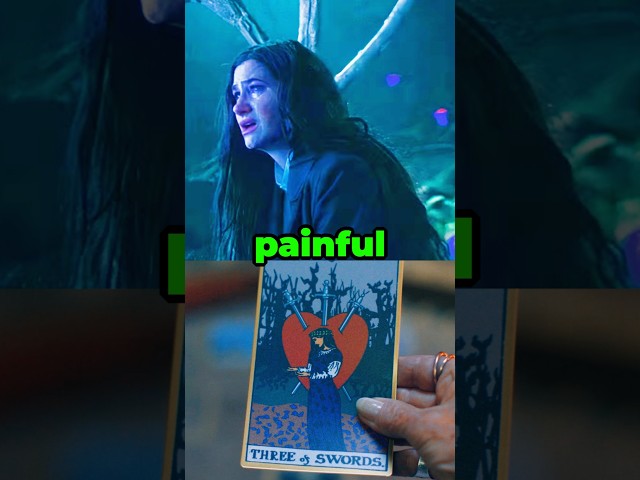 Vídeo relacionado con Marvel Agatha All Along Disney+ Lilia Calderu Tarot Card Camiseta Manga Raglan