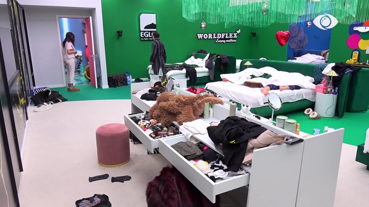 Rrëmuja e “ninxhave”, Livia dhe Laerti të habitur shohin gjendjen e shtëpisë