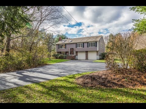 255 Mansfield St, Sharon MA - Amanda Smyrnios - Tel: 508-769-1978