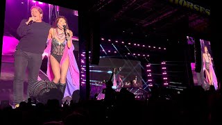 Shania Twain and Billy Currington - Party For Two @ Faster Horses
