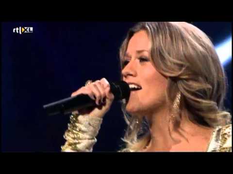 Marjet van den Brand - Dictherbij Dan Ooit | Live Show 1 | The Voice Of Holland 2012