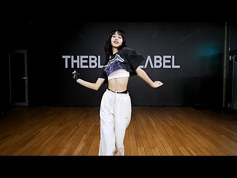 Shoong! LISA Dance Part