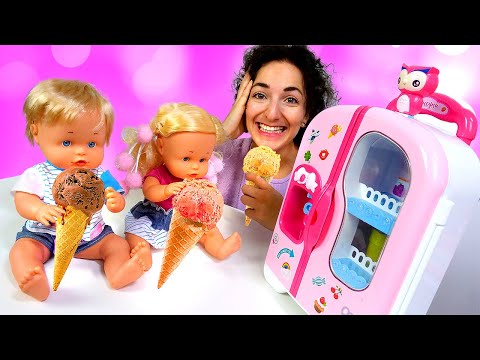 Giochi con i gemelli Nenuco e il Play Doh in italiano. Video divertenti per bambini con le bambole
