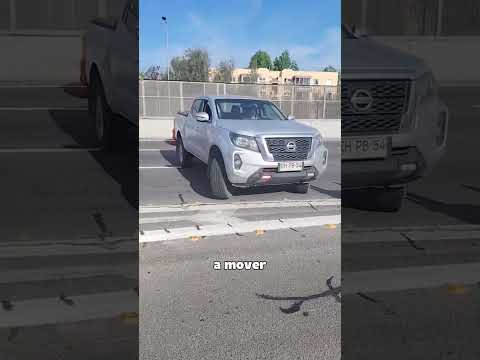Conductora en Chile le echa la camioneta encima a trabajadores de autopista