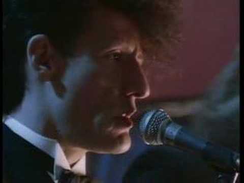 Lyle Lovett:  She's No Lady