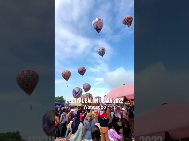 Puluhan Balon Udara Menghiasi Langit Wonosobo, dalam acara Festival Balon Udara 2022
