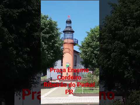 Praça Erasmo Cordeiro em Ribeirão do Pinhal PR