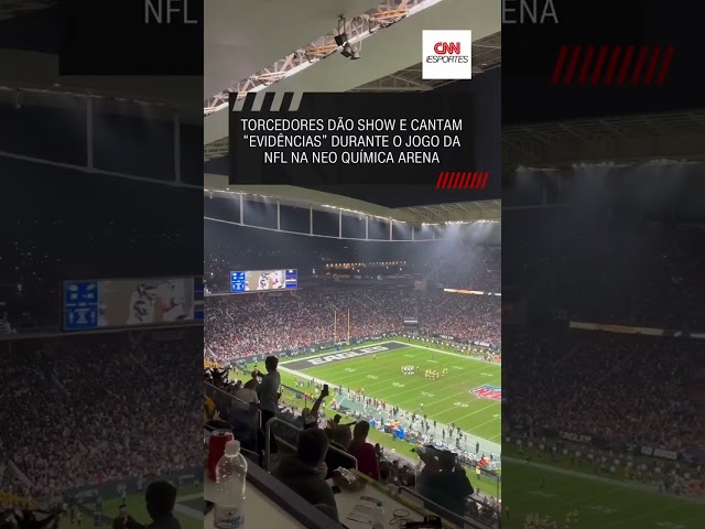 NFL no Brasil: Torcedores cantam evidências durante jogo entre Eagles e Packers | CNN ESPORTES