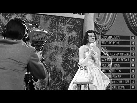 1957 Germany: Margot Hielscher - Telefon, Telefon (4th place at Eurovision Song Contest/Frankfurt)