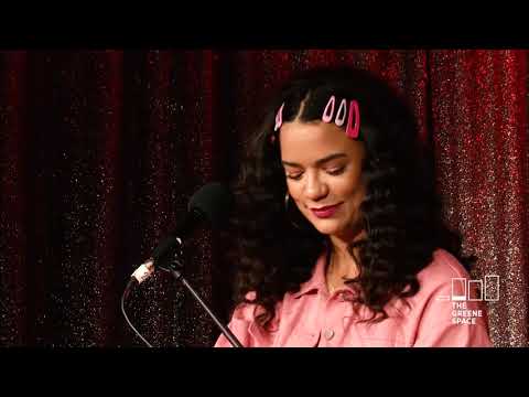 Singer-Songwriter Melissa McMillan: Stranger