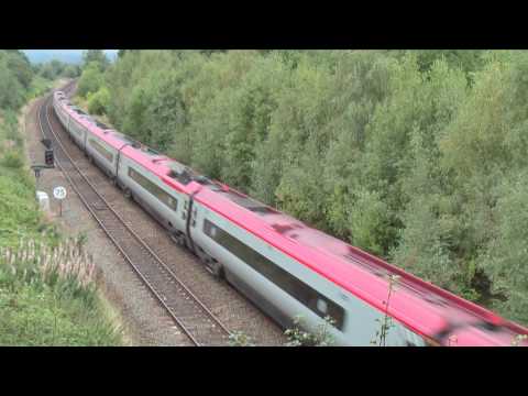 57315 and 390034 on 1A16, 14:15, Holyhead - London Euston