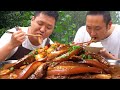 【美食合集】五斤肉一鍋燉，二弟做“把子肉”，肥而不膩拌飯吃過癮 mukbang【鐵鍋視頻】