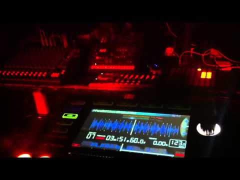 Pete Cosby & Michal Mistech playing "Flystereo - Parallel Lives" played at Crucifix Lane, London