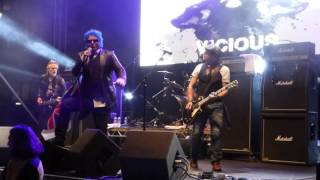 Slaughter & The Dogs - Twist & Turn "Live@Rebellion Festivals"