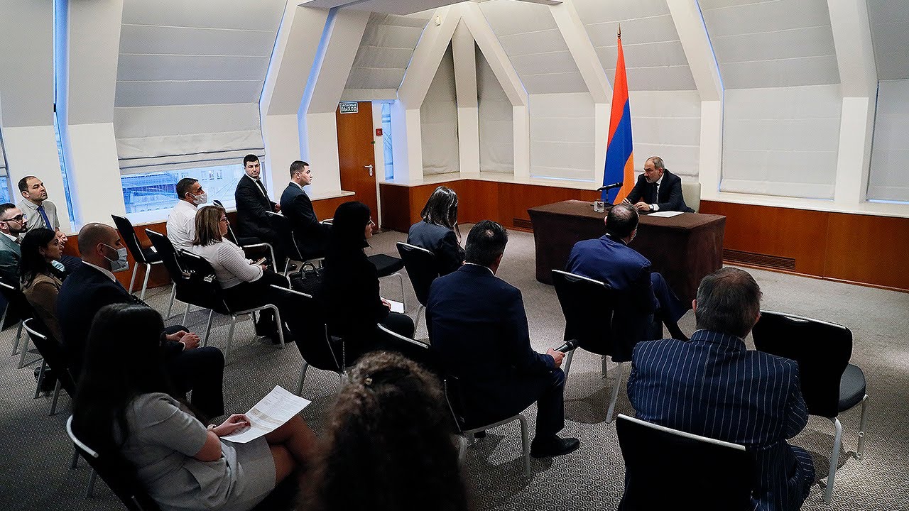 Փաշինյանը Մոսկվայում հանդիպել է «Հայ իրավաբանների ասոցիացիայի» անդամներին