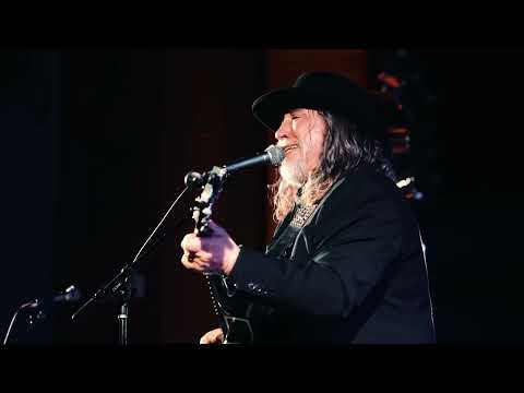 Can't Find My Way Home   Live At The State Theatre