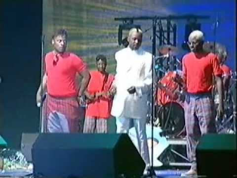 🔥★Ferre gola / chair de poule - Vita imana★🔥 - Werrason & Wenge Musica Maison Mère - Bercy 2000