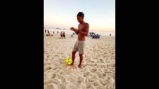 Ronaldinho Jr did it again 🇧🇷
