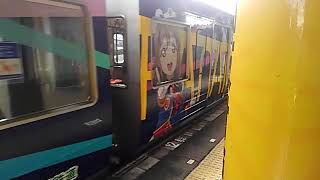 ラブライブ電車発車