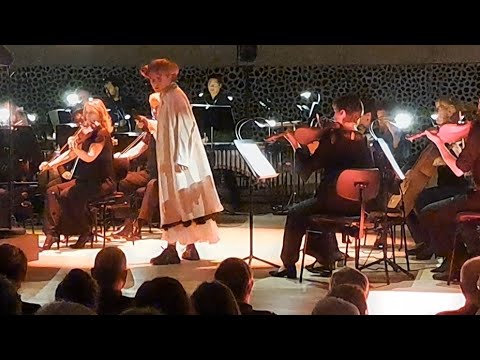 Zaho De Sagazan - Tristesse - live @ Elbphilharmonie Hamburg 06.11.2025 // Orchestral 