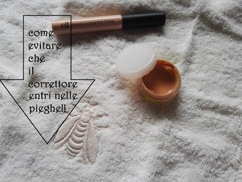 Maschera sulla persona da psoriasi Unguenti da borse sotto occhi in una farmacia