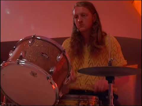 Karate Boogaloo - There Is No Rush [OFFICIAL MUSIC VIDEO]